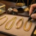 عیار طلا چیست و چگونه محاسبه می_شود؟ راهنمای کامل انواع عیار، درصد خلوص و فرمول محاسبه