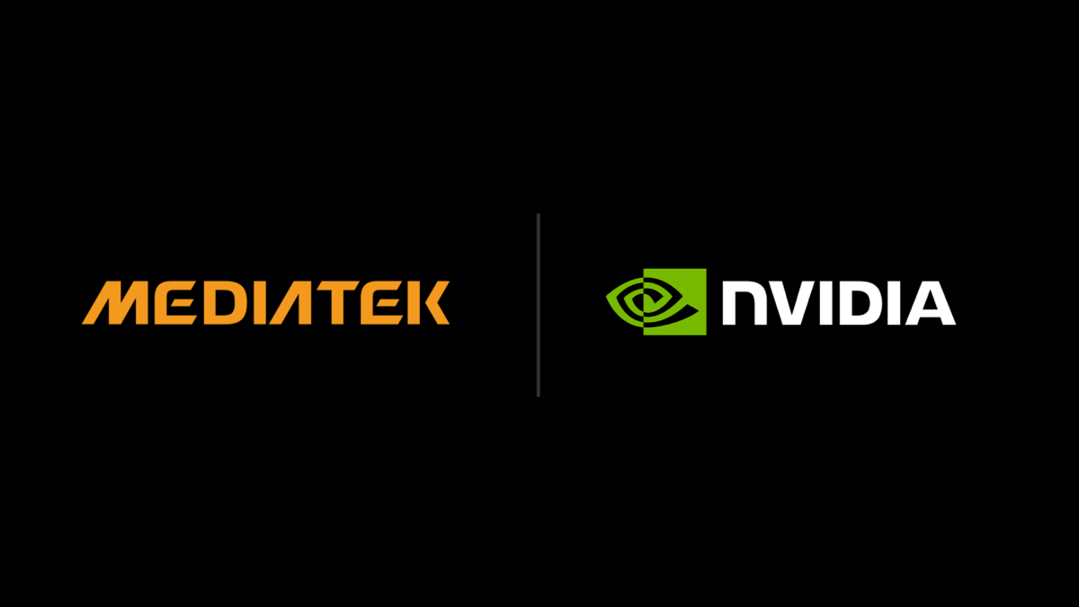 لوگوی نارنجی مدیاتک (MediaTek) در کنار لوگوی سبز انویدیا (NVIDIA) با یک خط جداکننده عمودی در پسزمینه یکدست مشکی.