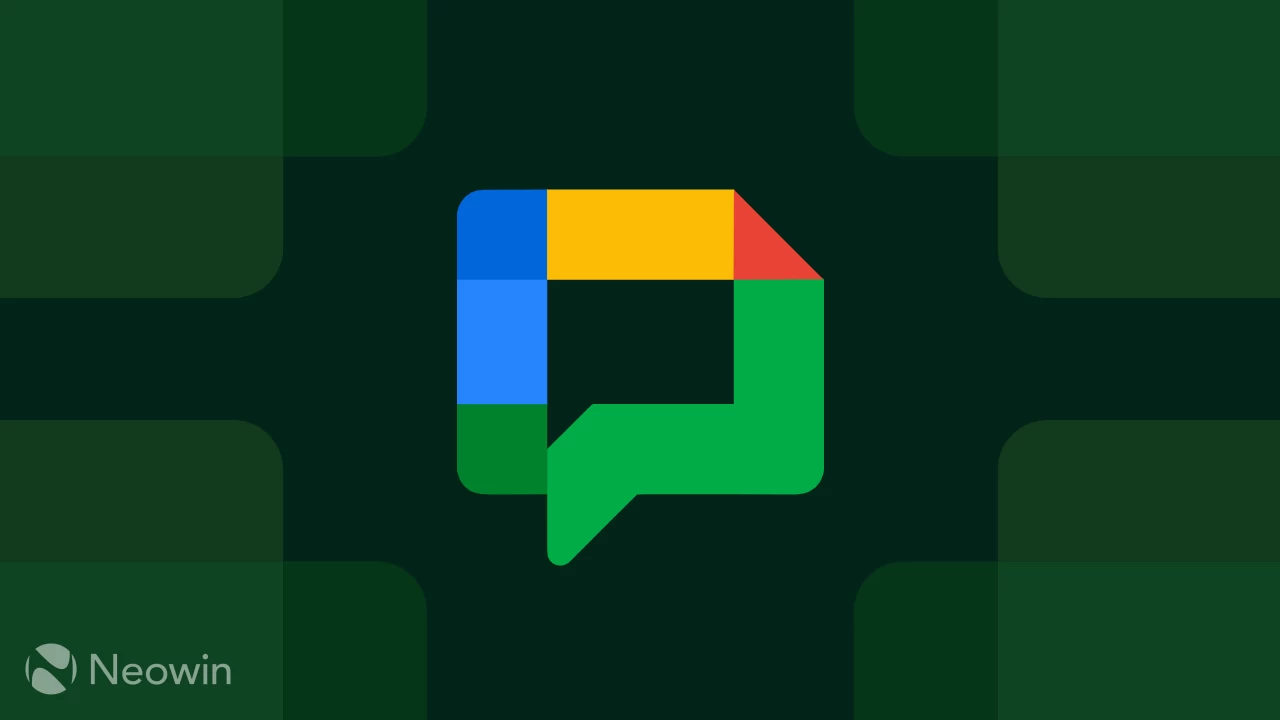 لوگوی رنگارنگ Google Chat شامل رنگهای آبی، زرد، قرمز و سبز در مرکز یک کادر با پسزمینه الگوهای سبز تیره.