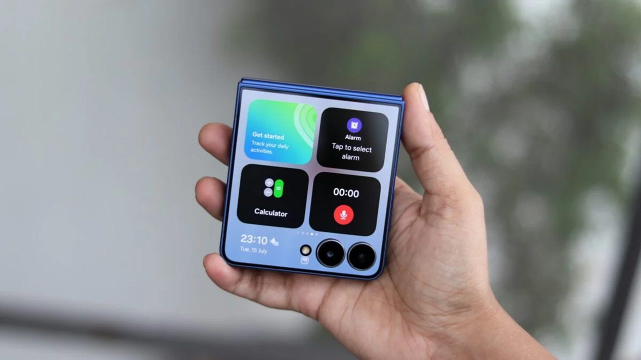 بررسی Galaxy Z Flip8