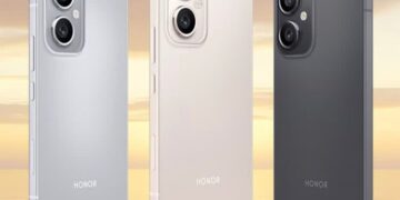سه گوشی هوشمند Honor Play 11 Pro در رنگهای نقرهای، کرم و مشکی، با پنل پشتی تخت، لوگوی HONOR و ماژول دوربین دوگانه عمودی.