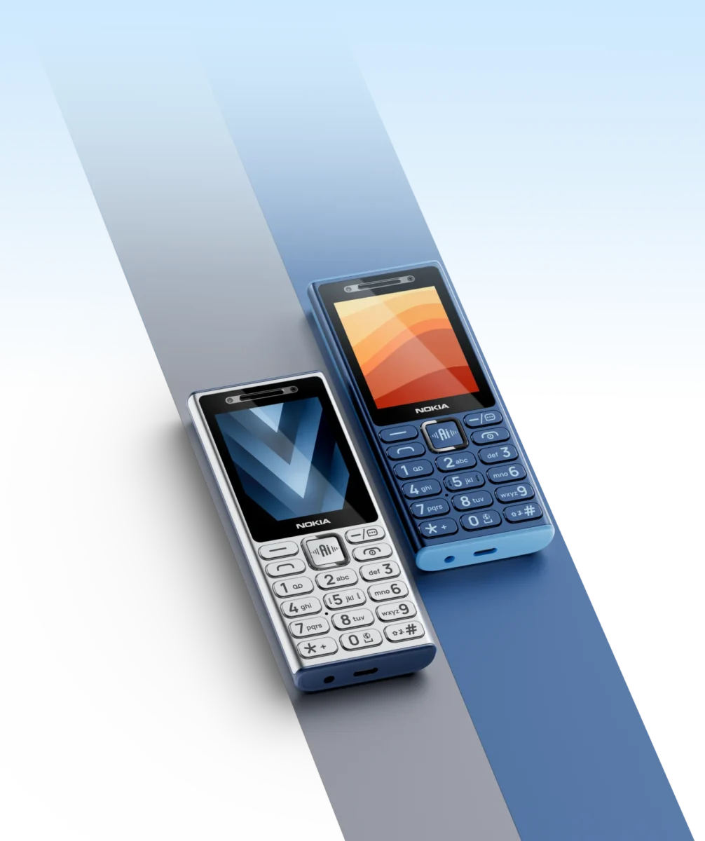 رنگهای آبی تیره و نقرهای گوشی Nokia 125 4G 2nd Edition