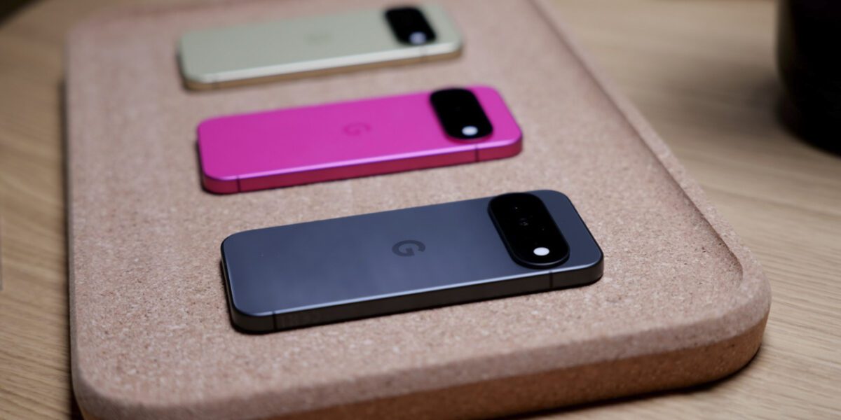 وشیهای Google Pixel 11 در رنگهای مختلف با طراحی جدید نوار دوربین.