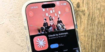 سونی و وارنر به دلیل استفاده از موسیقیهای کپیرایتشده برای آموزش Claude از Anthropic شکایت کردند