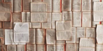 آمازون کتابهای کمیاب را برای آموزش هوش مصنوعی نابود می کند