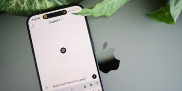 هوش مصنوعی ChatGPT در گوشی اپل
