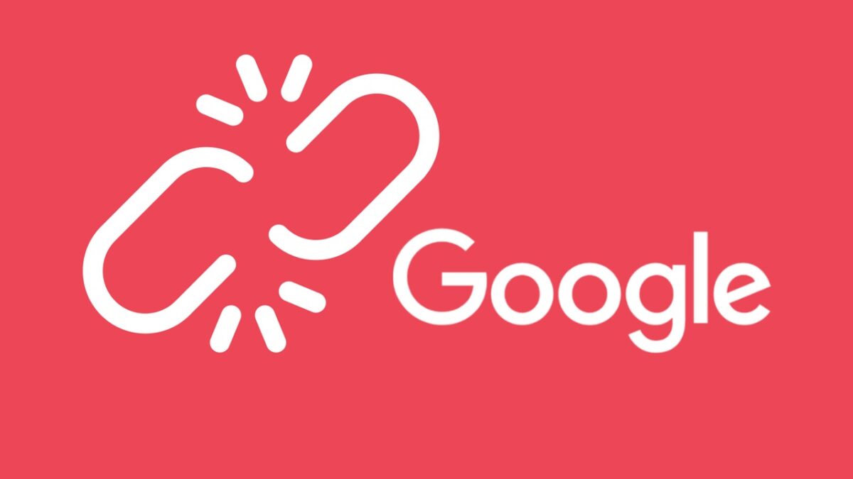 Negative SEO به مجموعه اقداماتی گفته میشود که فرد یا مجموعهای خارج از کسبوکار تلاش میکند با روشهای نامطلوب، وضعیت حضور رقیب را در نتایج جستوجو تحت تأثیر قرار دهد.