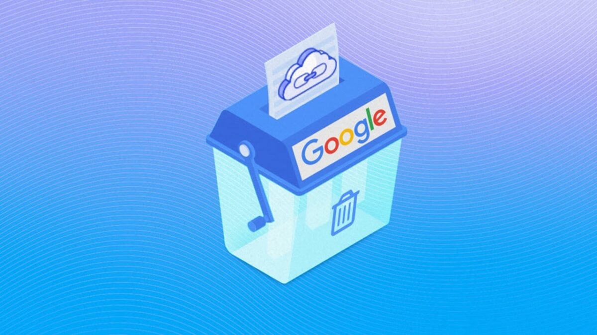 پس از ورود به ابزار، باید Property مناسب را از فهرست انتخاب کنید. طبق مستندات فعلی گوگل، Disavow links tool از Domain Property پشتیبانی نمیکند؛