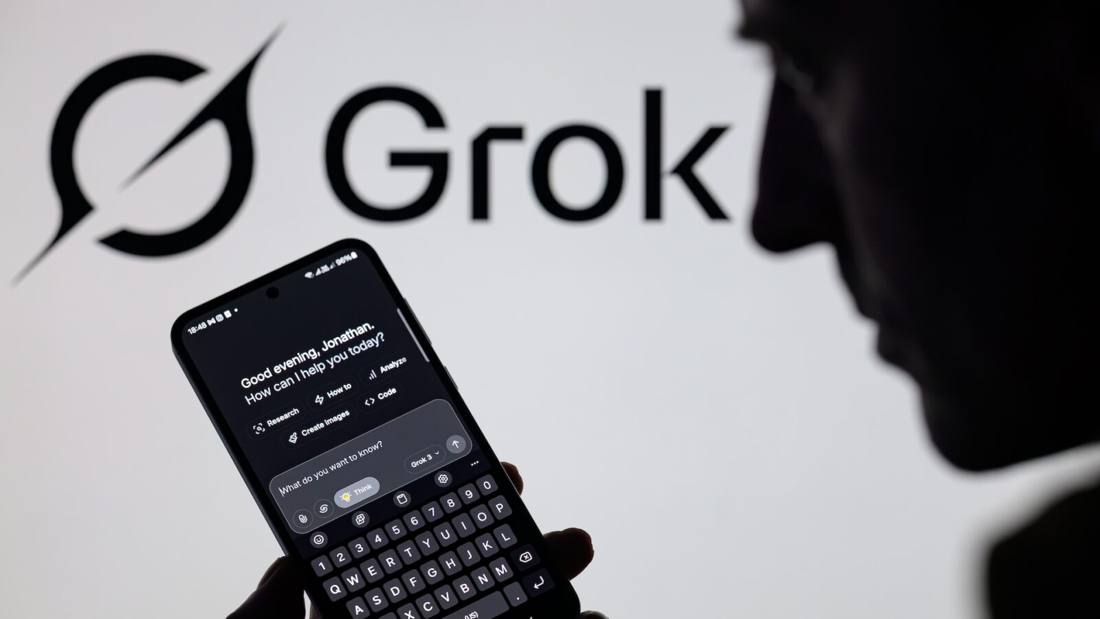 لوگوی اپلیکیشن Grok