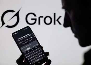 لوگوی اپلیکیشن Grok