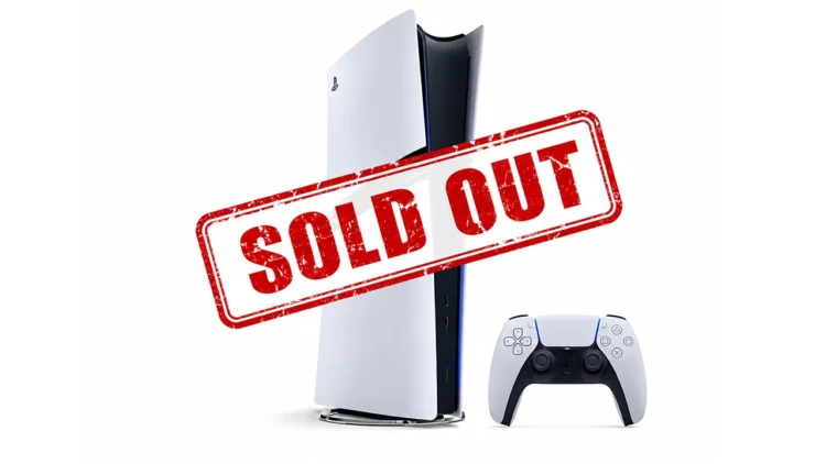 پلیاستیشن 5 پرو و کنترلر دوالسنس با مهر قرمز Sold Out، نشاندهنده اتمام موجودی کنسول پس از نمایش جدید GTA 6