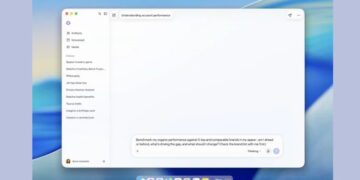رابط کاربری دسکتاپ Meta AI روی مک، با فهرست تاریخچه گفتگوها، کادر نوشتن پرسش و نوار برنامهها در پایین صفحه.