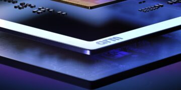 تصویر مفهومی از یک تراشه Arm با لوگوی Arm روی سطح آن، در میان لایه‌های مدار مجتمع و نورپردازی آبی و بنفش.