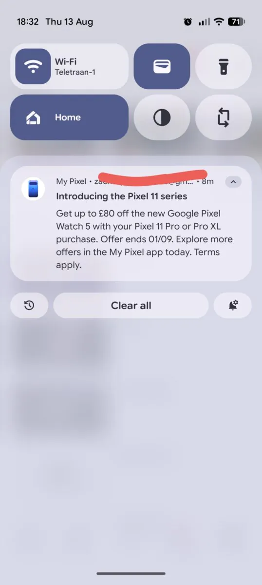 اعلان اندروید با کارت My Pixel در بالا، نوار تنظیمات سریع، و اعلان معرفی سری Pixel 11 که روی صفحه شناور شده است.
