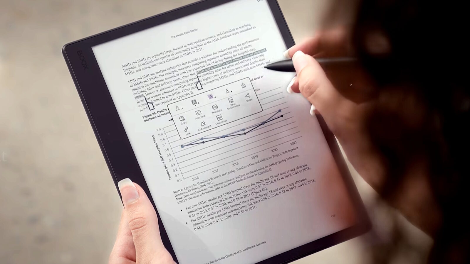 کتابخوان رنگی Boox Note Mini C با اندروید 16 معرفی شد