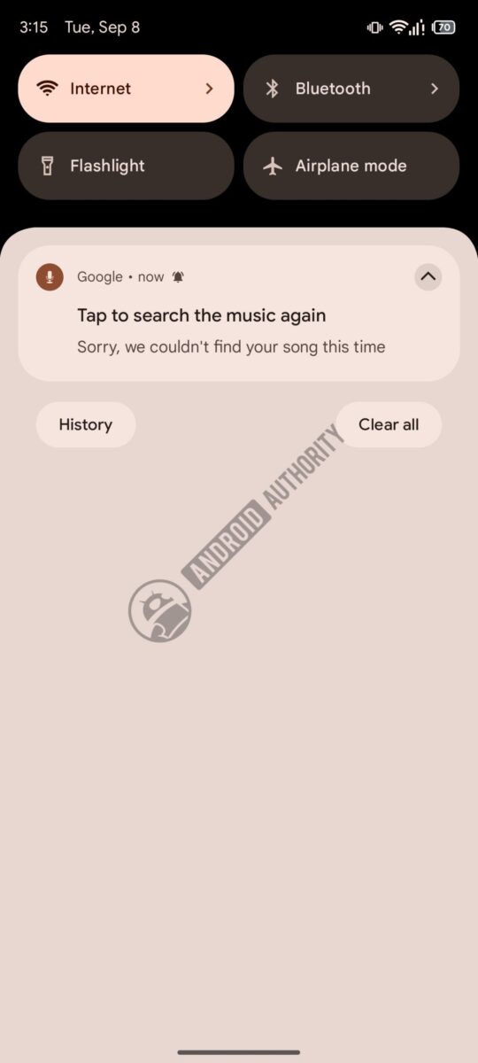 اعلان شناسایی آهنگ در پسزمینه برنامه جستوجوی آهنگ گوگل