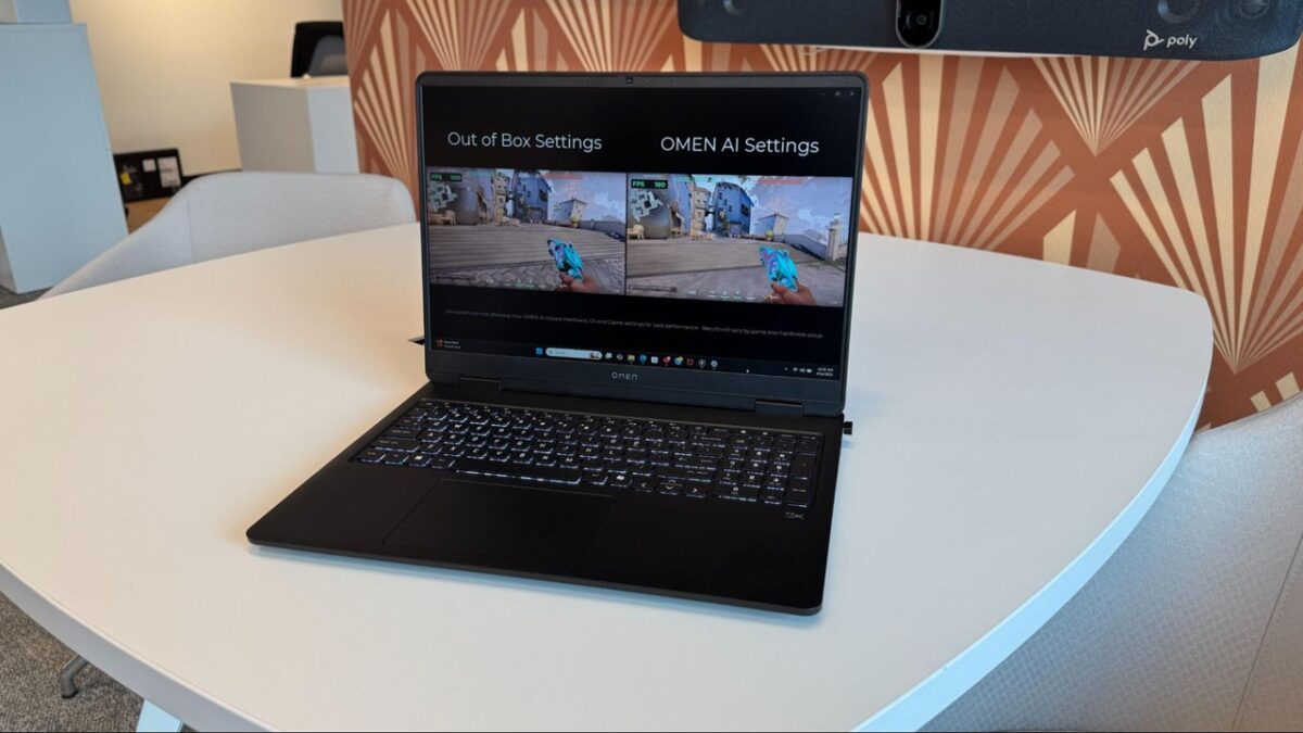 HP OMEN 16t Slim برای کاربری طراحی شده که لپ تاپ گیمینگ را در قالبی نسبتا قابلحملتر میخواهد و در برخی کانفیگها از پردازندههای Intel و کارتهای گرافیک NVIDIA GeForce RTX استفاده میکند.