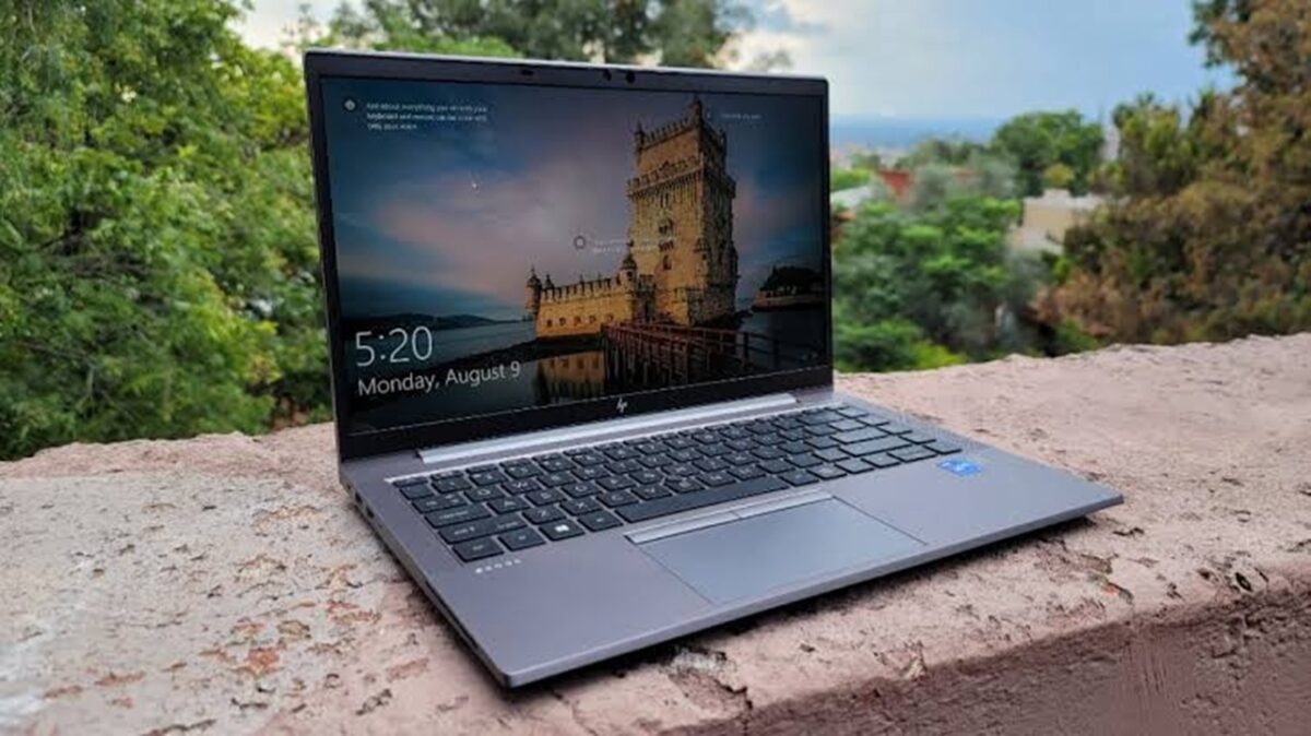 HP ZBook Firefly 14 G8 در دسته ورکاستیشنهای قابلحمل سبک قرار میگیرد و برای کاربرانی که به کیفیت ساخت، قابلیتهای تجاری و عملکرد حرفهایتر از لپ تاپهای اقتصادی نیاز دارند، گزینه جذابی در بازار دست دوم است.