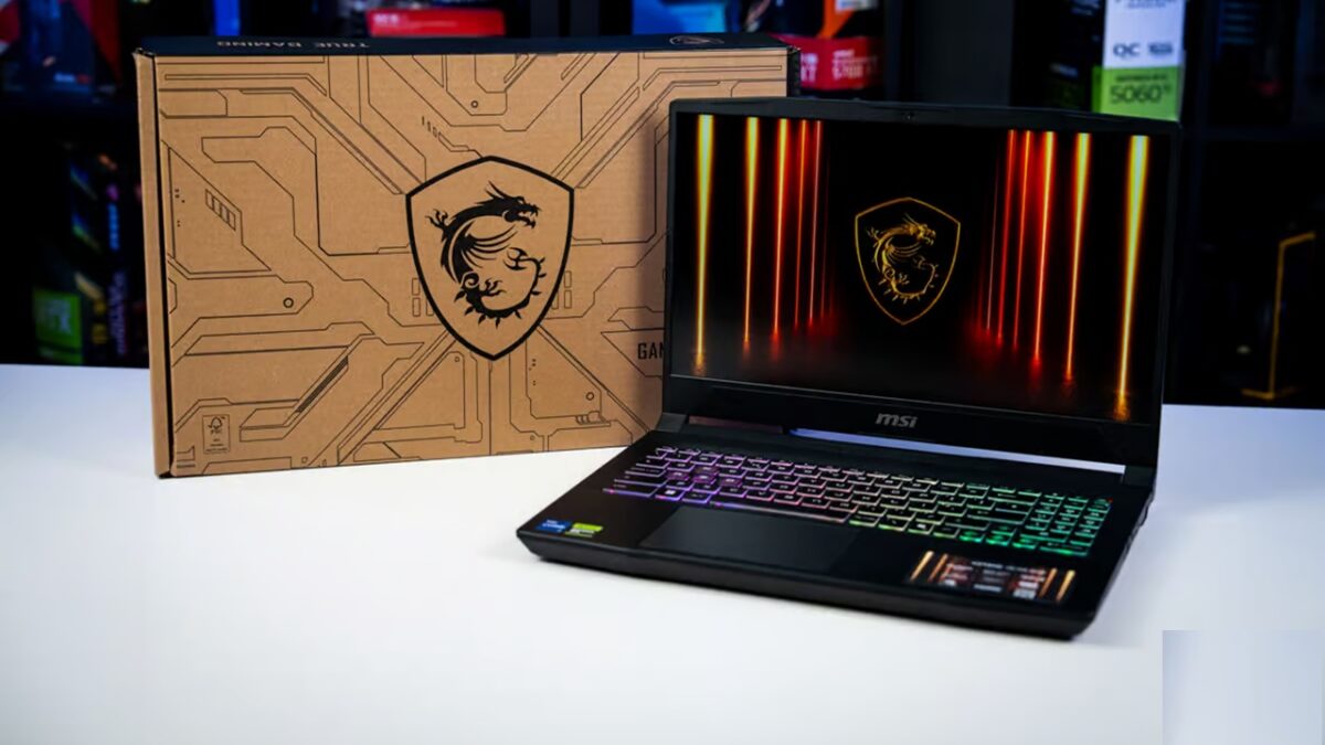 MSI Katana 15 HX B14WFK از سری لپ تاپهای گیمینگ MSI است که بیشتر روی ارائه سختافزار قدرتمند با قیمت پایینتر نسبت به خانواده Raider و Vector تمرکز دارد.