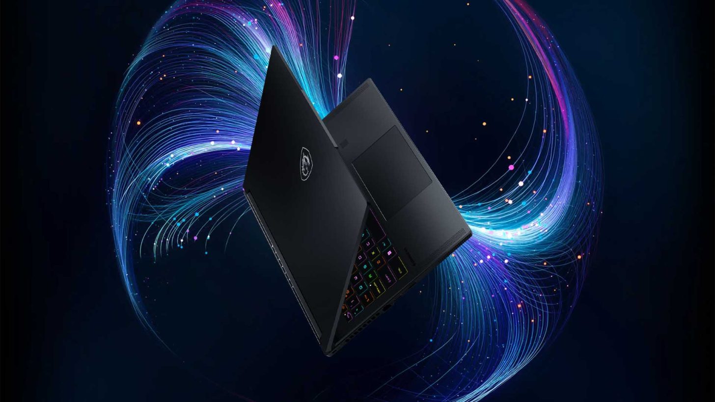 لپتاپ گیمینگ MSI Stealth 16 AI با درب باز و کیبورد نورپردازی RGB، شناور روی پسزمینهی انتزاعی تیره با رگههای موجی آبی و بنفش.