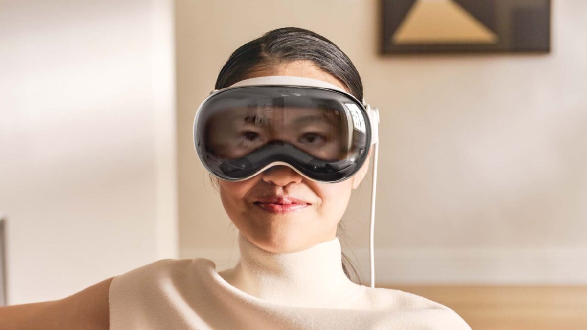 ویژن پروی جدید اپل با طراحی سبکتر و چند فرم متفاوت در راه است