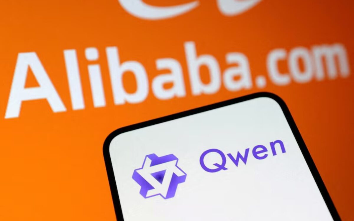 تصویری از لوگوی شرکت Alibaba و هوش مصنوعی Qwen