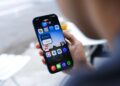 تصویری از سیستم عامل iOS 27 روی تلفن همراه