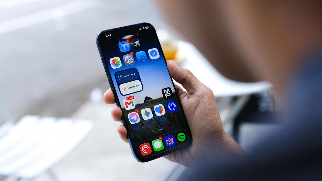 تصویری از سیستم عامل iOS 27 روی تلفن همراه