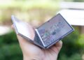 تصویری از انیمیشن آیفون Duo روی Galaxy Z Fold 8