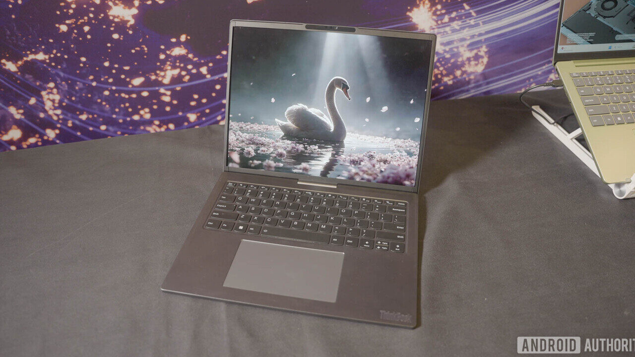 لپتاپ Project Swan لنوو