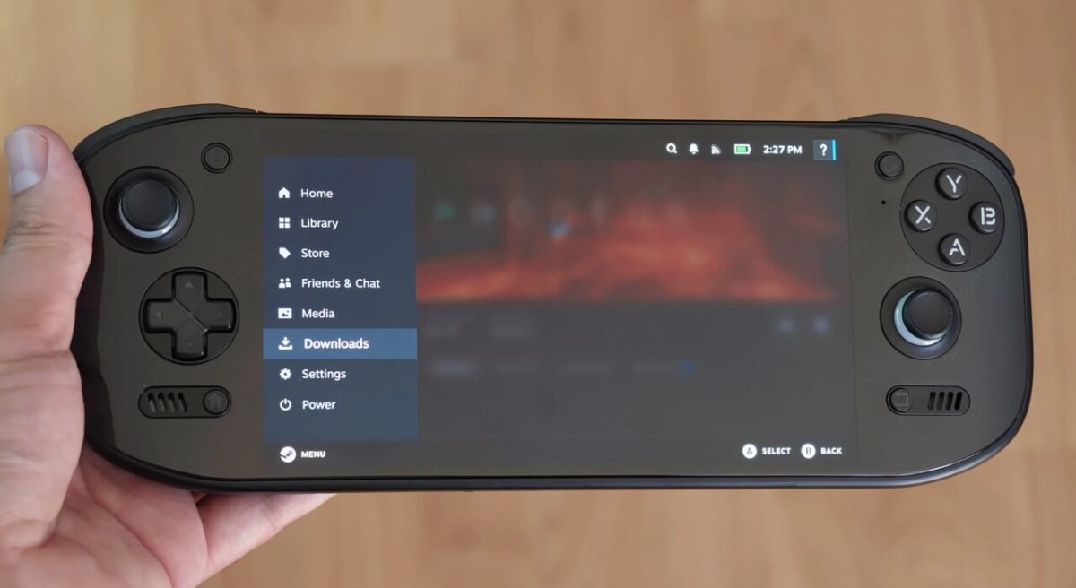 تصویری از اجرای SteamOS روی کنسول دستی اندرویدی
