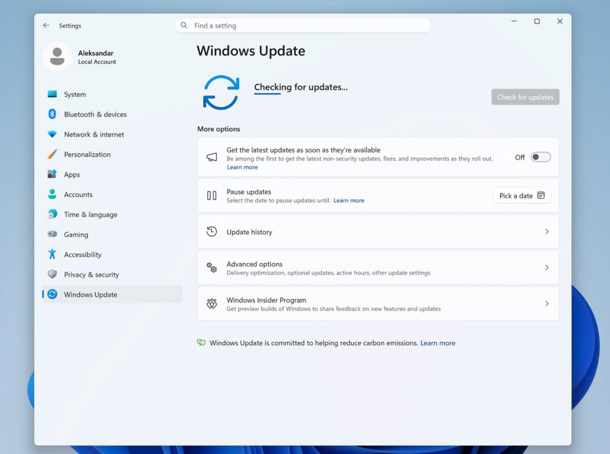 صفحه Windows Update در تنظیمات ویندوز 11 با گزینه دریافت آخرین بهروزرسانیها بهمحض انتشار