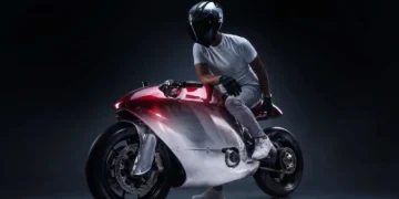 موتورسیکلت سفارشی (RED) 800 با موتور Ducati معرفی شد