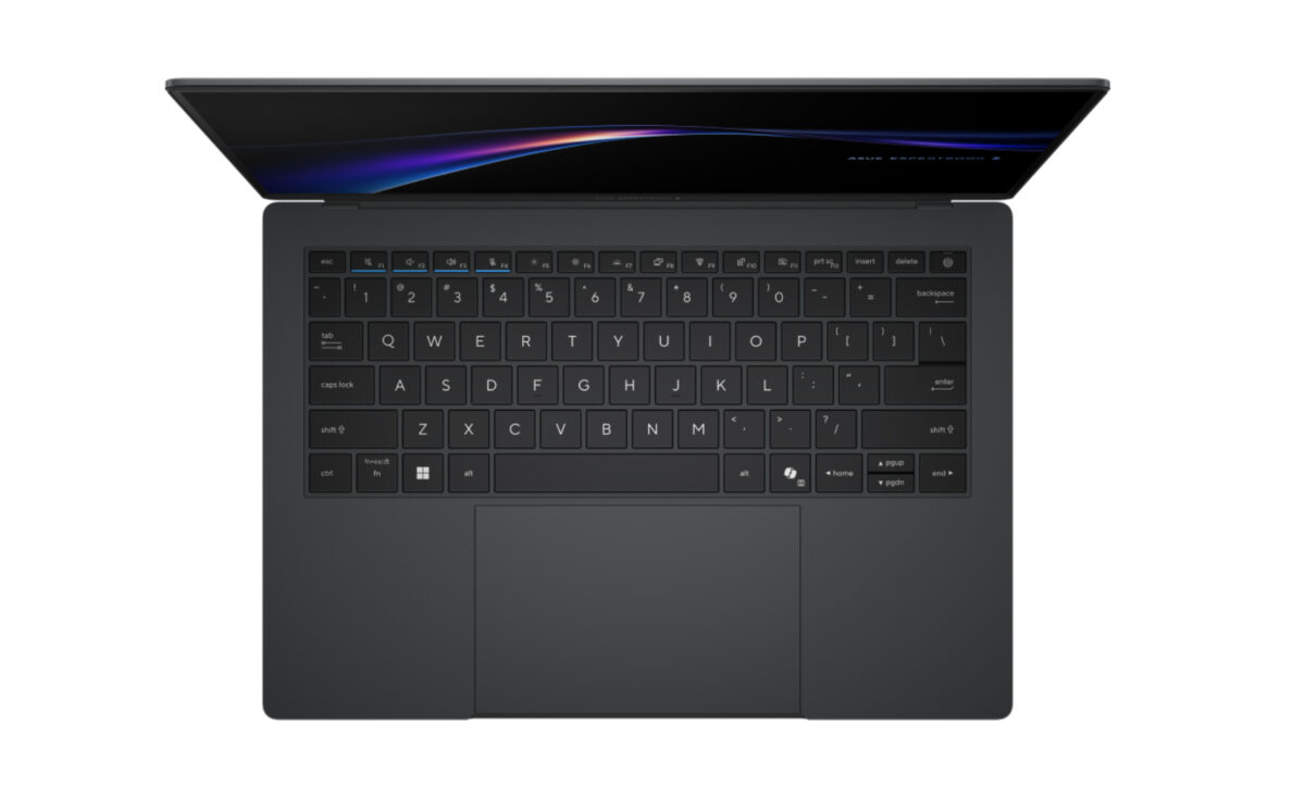 لپتاپ ایسوس ExpertBook A7 با نمایشگر OLED