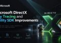 گرافیک تبلیغاتی برای مایکروسافت DirectX که متن «Microsoft DirectX Ray Tracing and Agility SDK Improvements» را در کنار یک حرف «X» بزرگ و نورانی سبزرنگ نمایش میدهد؛ در پایین این تصویر نیز آیکونهایی برای «Ray Tracing»، «Agility SDK»، «Modern Graphics Pipeline» و «PC Gaming» دیده میشود