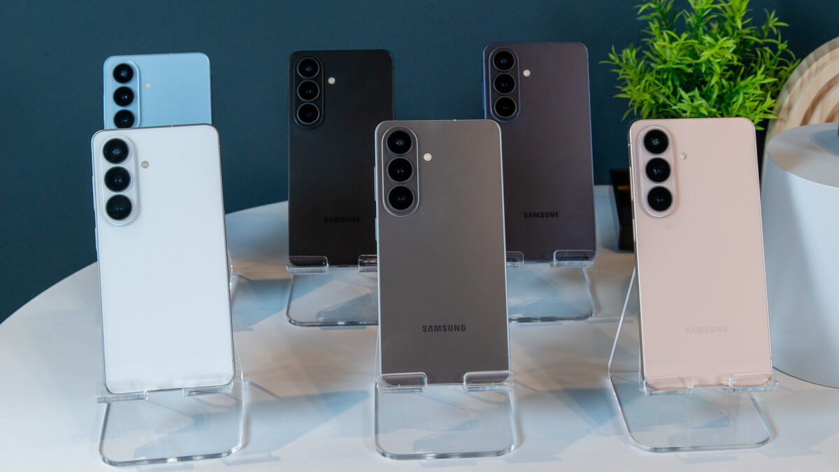 نمایشگر OLED گوشی گلکسی S27 اولترا