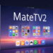 تلویزیون هوشمند هواوی مدل MateTV 2 که بر روی صفحه نمایش آن نام محصول به همراه آیکونهای دستهبندیشده برنامهها، بازیها و سرگرمی بر روی والپیپری از آسمان شب دیده میشود.
