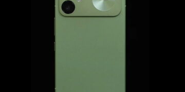 نمای پشتی گوشی ردمی K100 رنگ سبز با ماژول دوربین دوگانه و دایره‌ای با برند Bose در پس‌زمینه تیره و متن چینی در پایین صفحه.