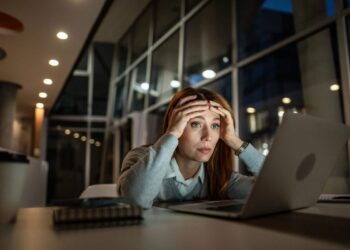تصویری مرتبط با تأثیر هوش مصنوعی بر مدیریت کارکنان