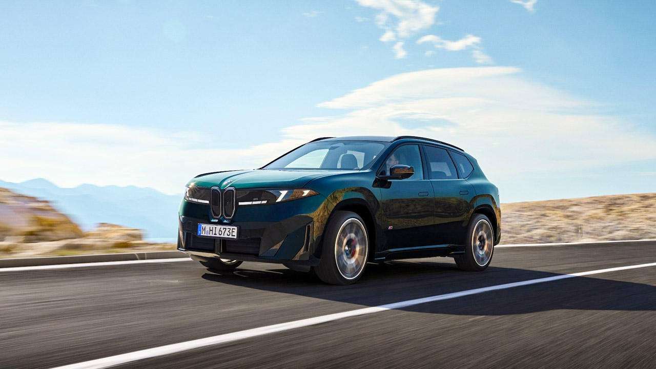 قدرتمندترین شاسیبلند برقی BMW iX3 با ۶۱۲ اسب بخار قدرت معرفی شد