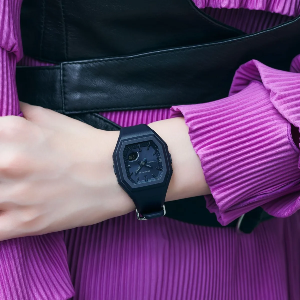 طراحی کوچک و سبک ساعت G-Shock GMA-S160 کاسیو