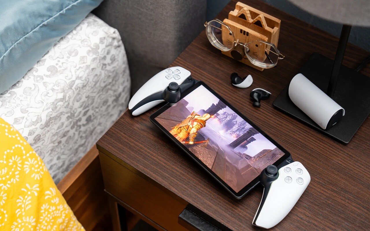 تصویری از پلیاستیشن پورتال OLED