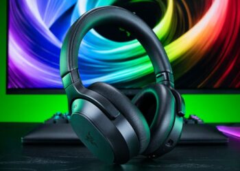 تصویری از هدست گیمینگ ریزر Barracuda V2 Pro