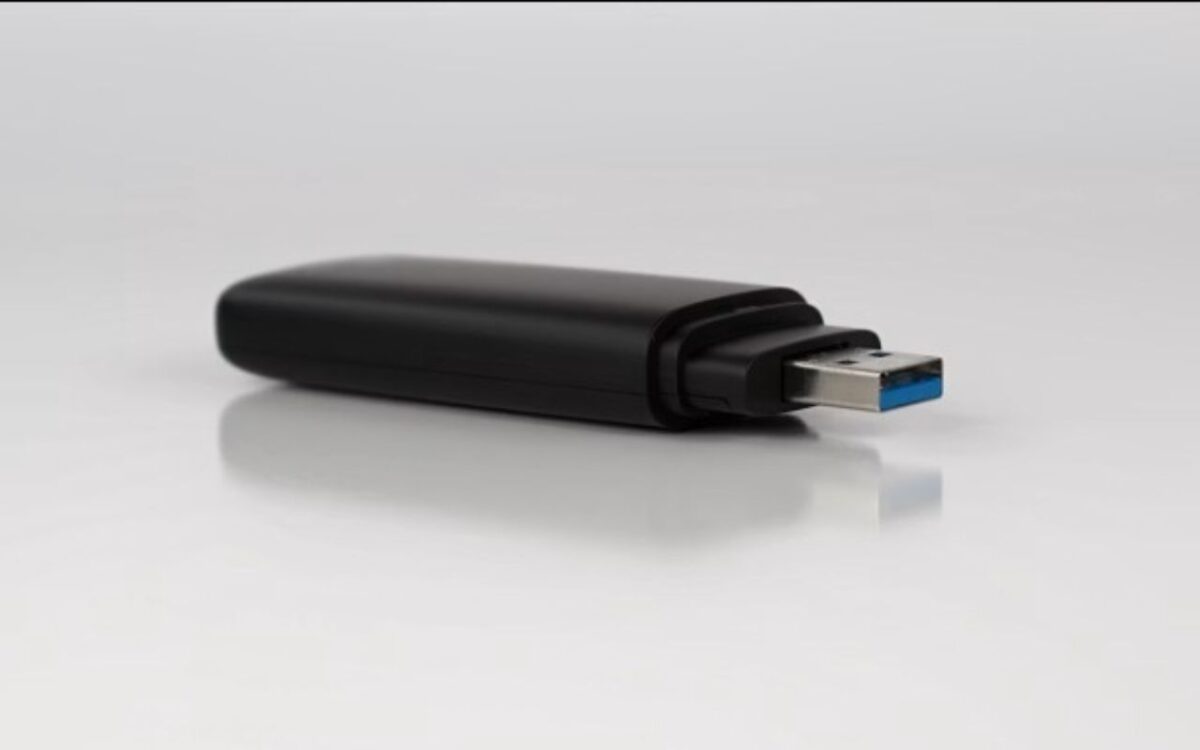 تصویر مرتبط با کاربرد درگاه USB تلویزیون