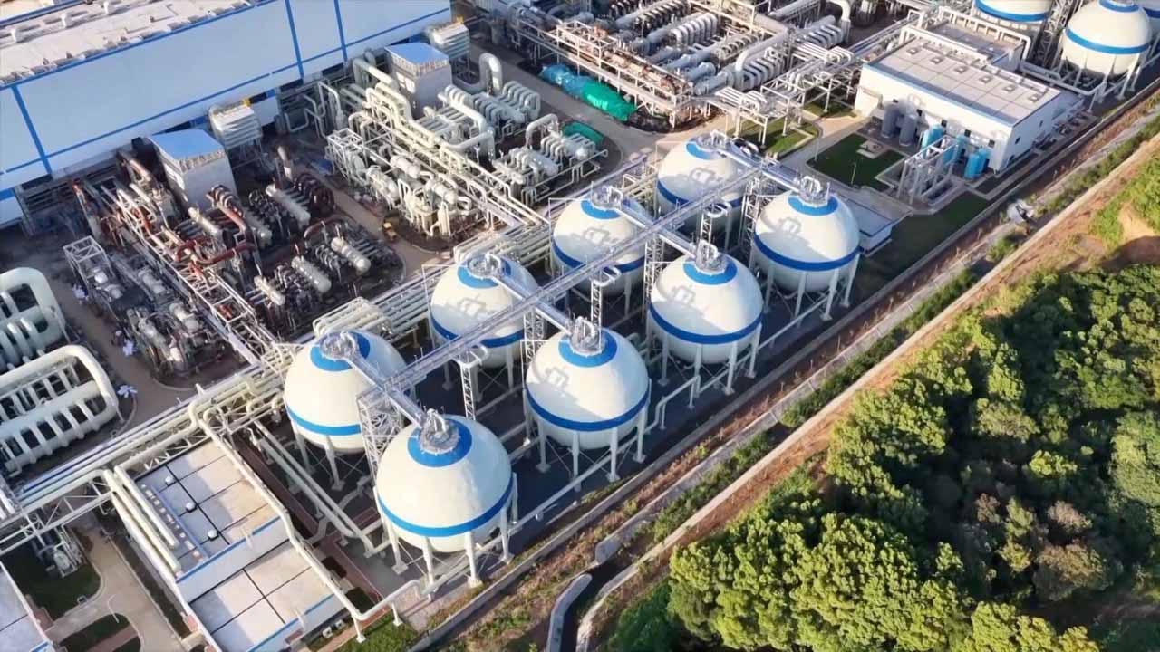 غارهای نمکی چین به پاوربانک ۷۰۰ مگاواتی تبدیل شدند