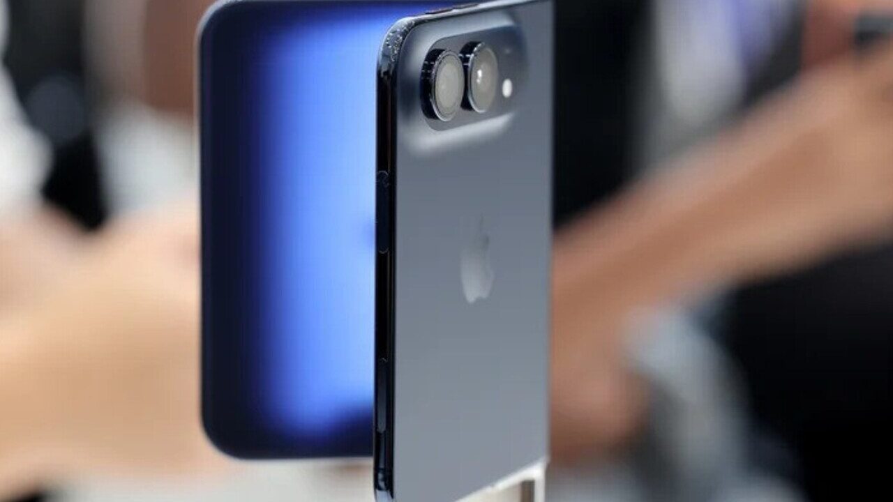 تصویری از گوشی آیفون Duo