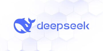 لوگوی آبیرنگ دیپسیک (DeepSeek) شامل تصویر فانتزی یک نهنگ و نام برند در پسزمینه سفید با الگوی ششضلعی.